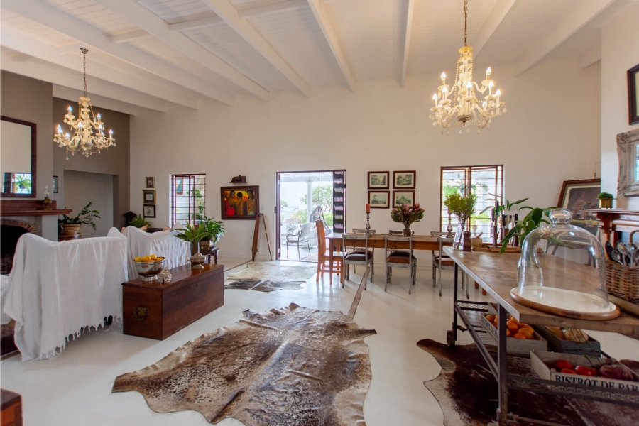 7 Bedroom Property for Sale in Paternoster Western Cape